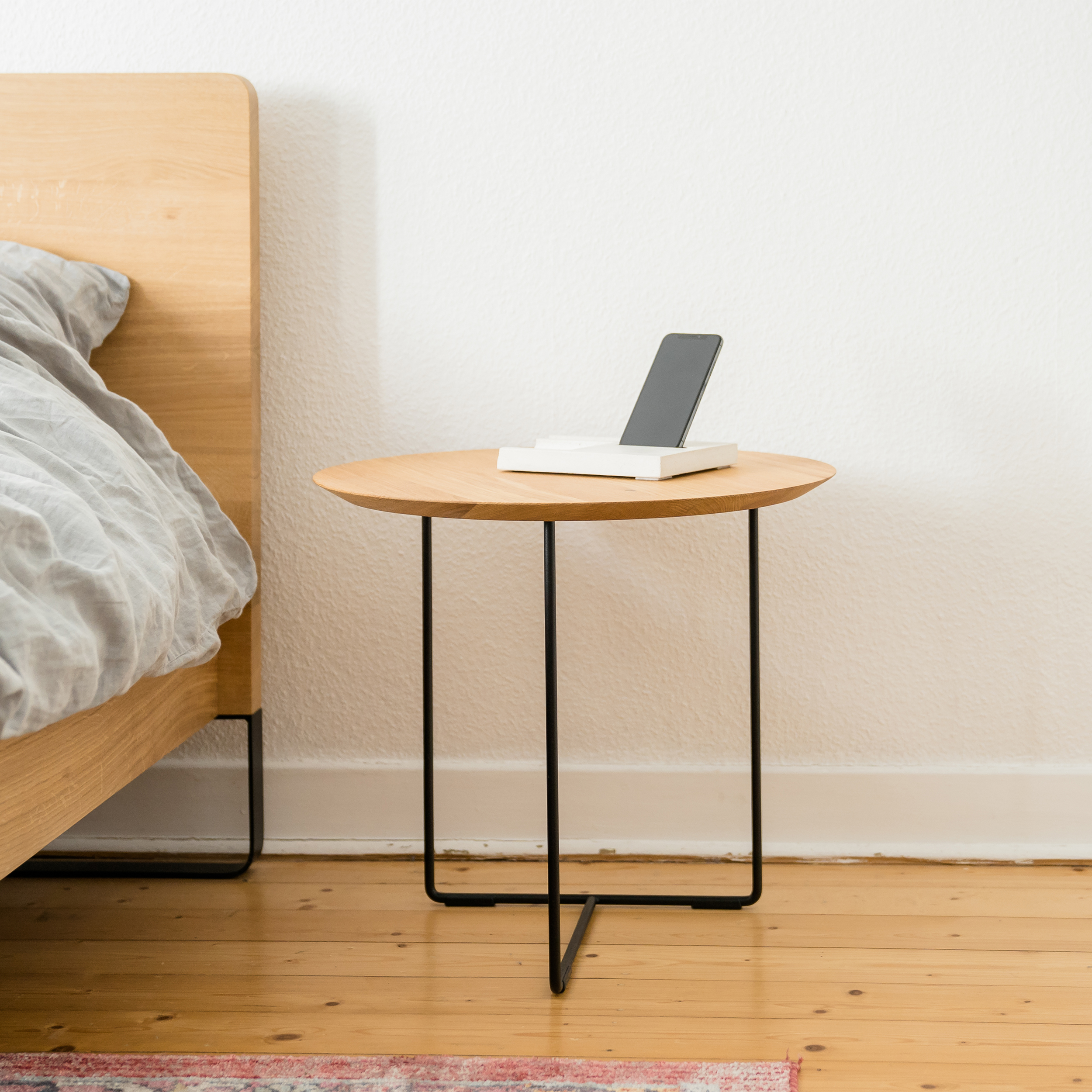 weld_co_beistelltisch_eiche_01_bte01_schwarz_ambiente06_qye27koAVjAC7r Holz Beistelltisch