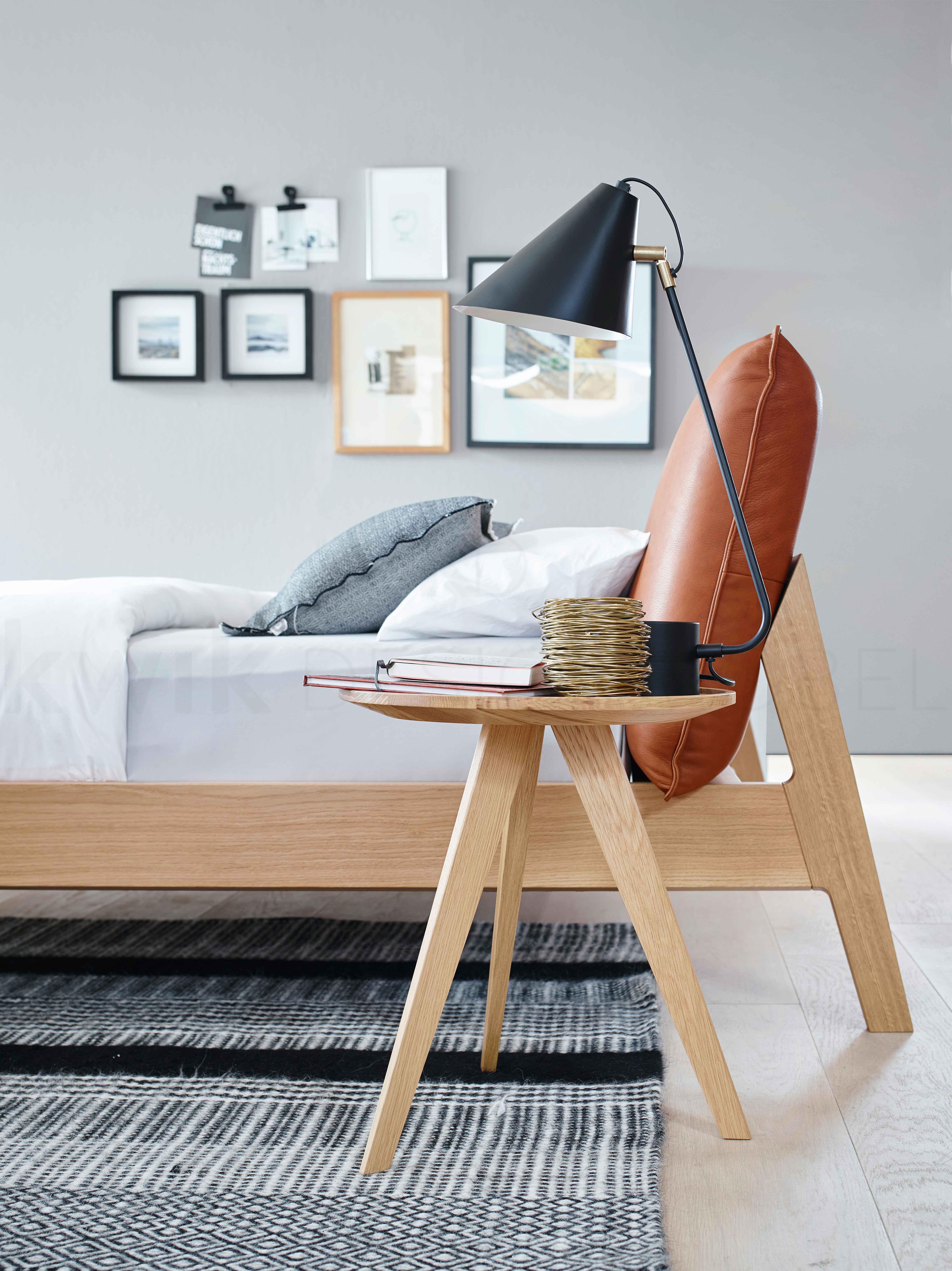 moeller-design-alva-holzbett-kissen-leder-stoff-19LrBgvOLsbinGP Beistelltisch WOODY HILL