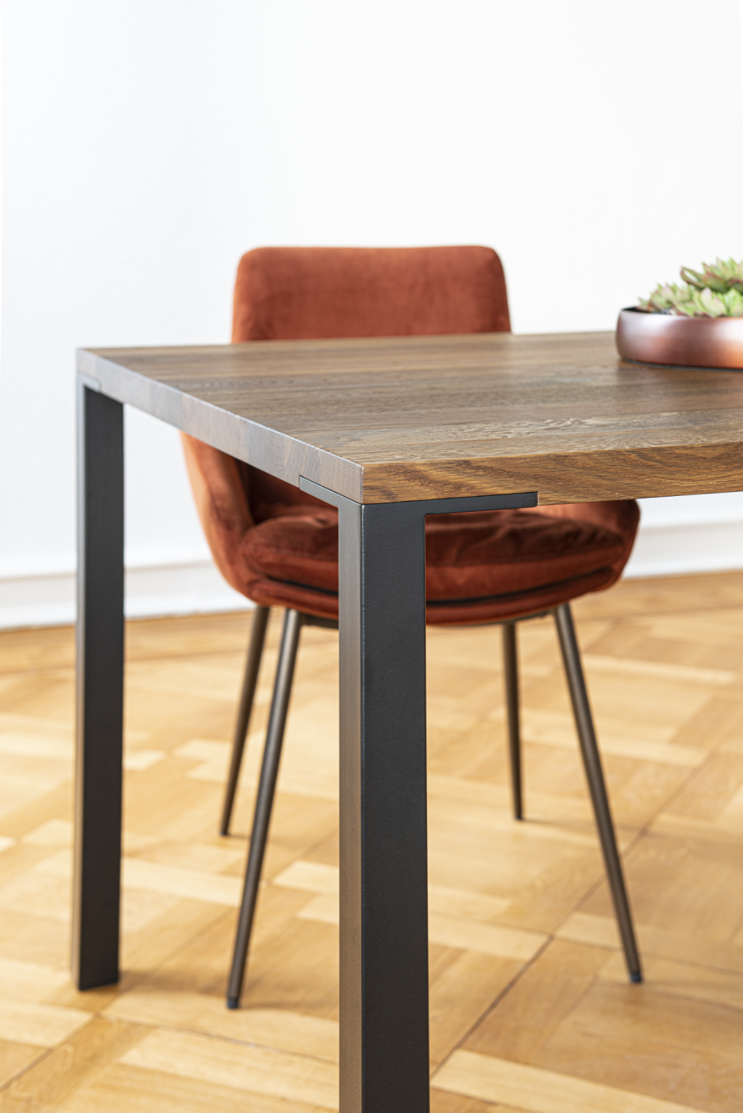 ASCO® FERRO line Esstisch • ASCO®-Shop • KwiK Designmöbel