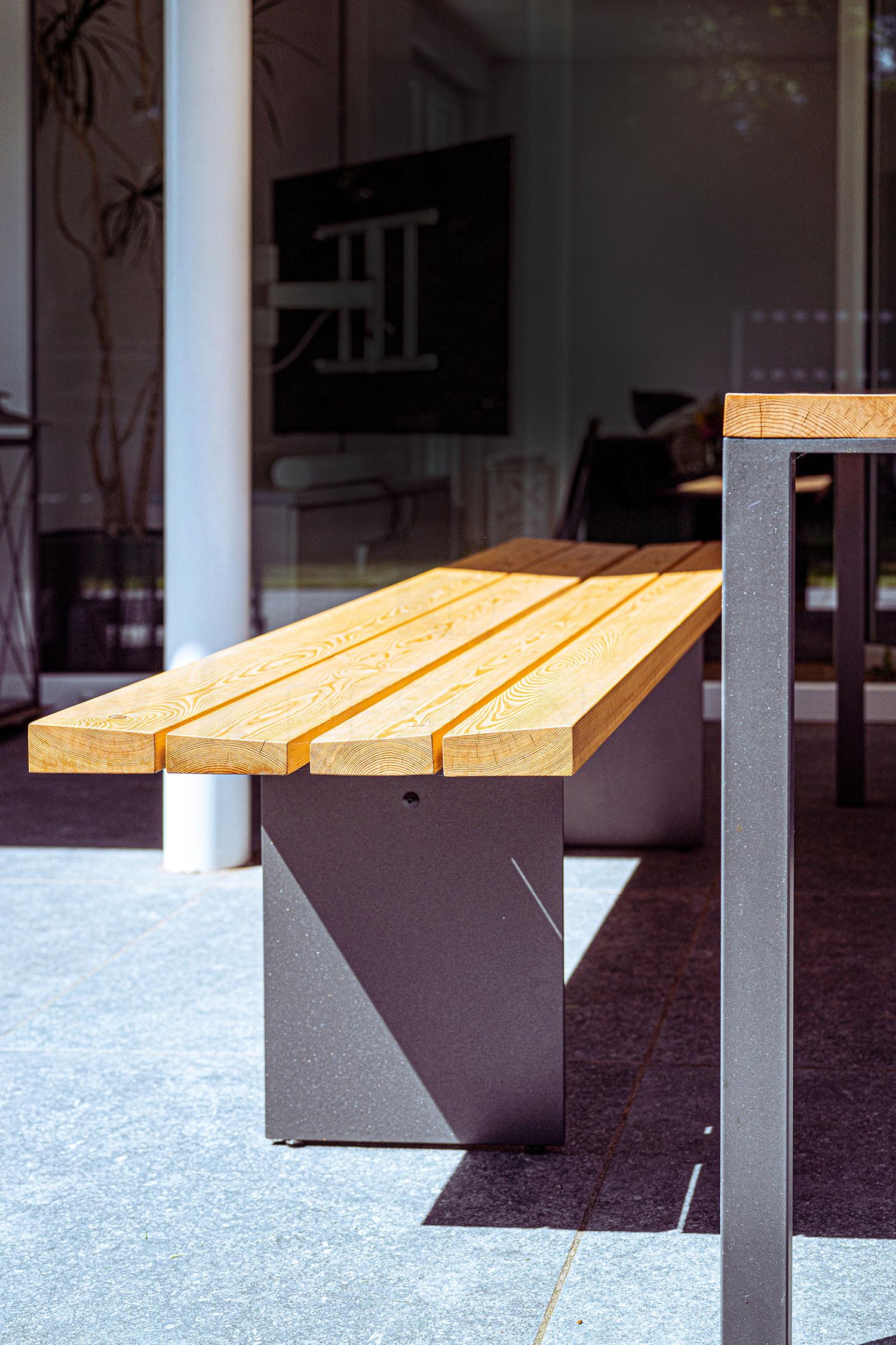 DUO OUTDOOR Bank
