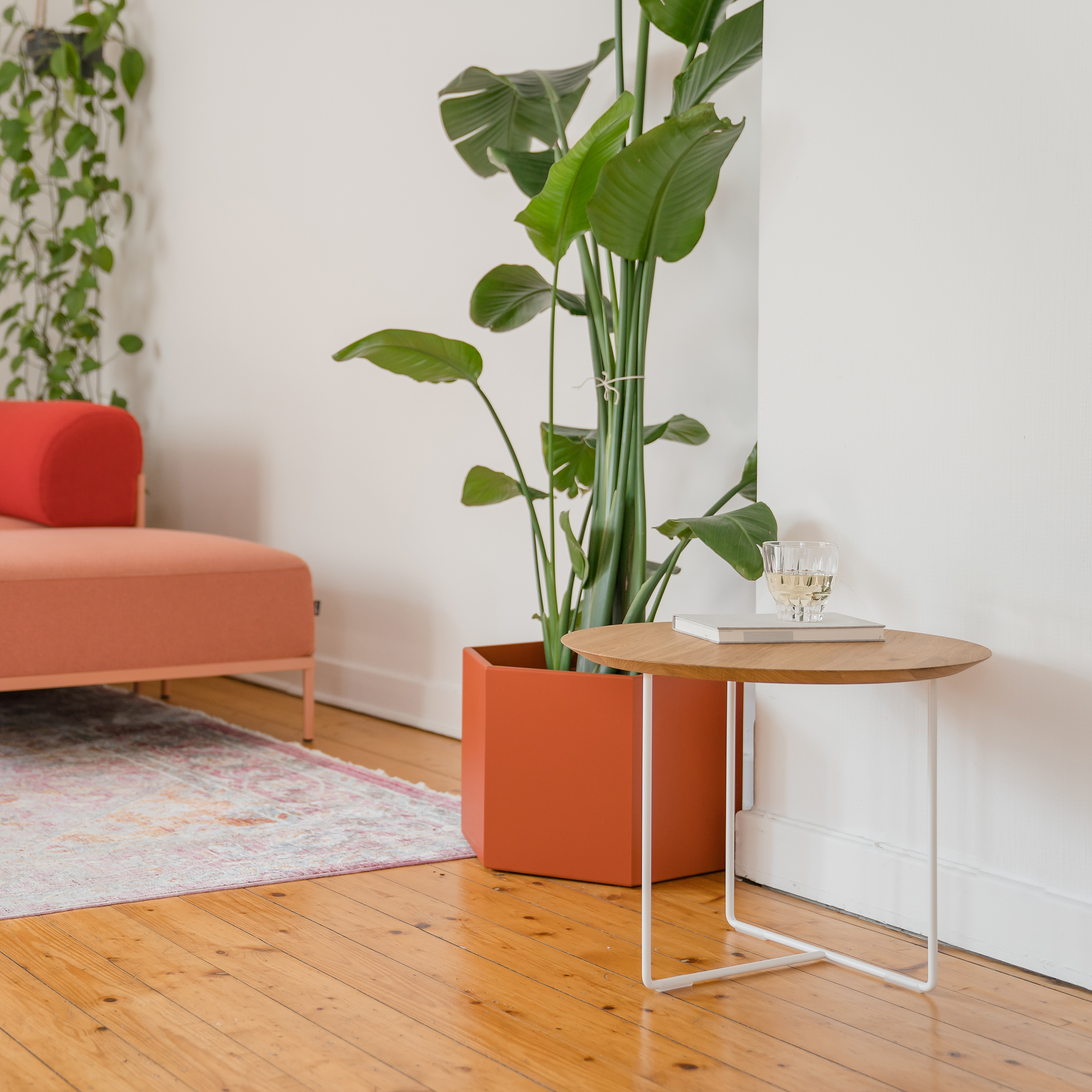 weld_co_beistelltisch_eiche_01_bte01_weiss_ambiente03_qJ9XZ9QqPgPQLM Holz Beistelltisch