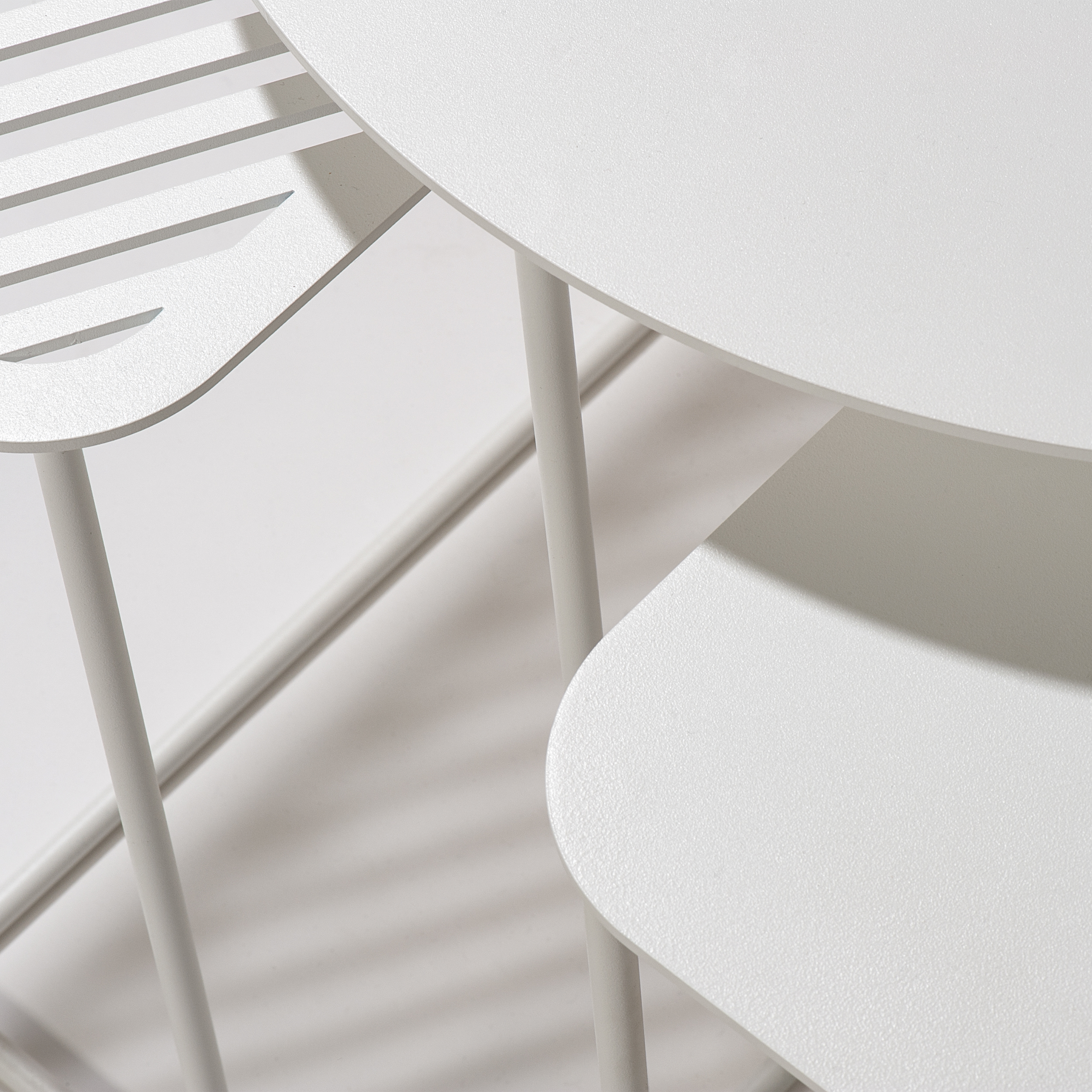 SOLID 03 | SOLID 01 Beistelltisch